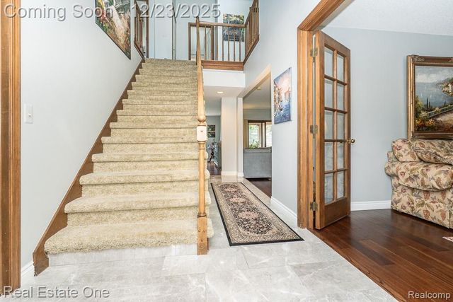 1574 Devonshire Drive, Troy, MI 48098