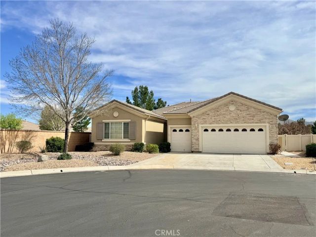 10906 Rockaway Glen, Apple Valley, CA 92308