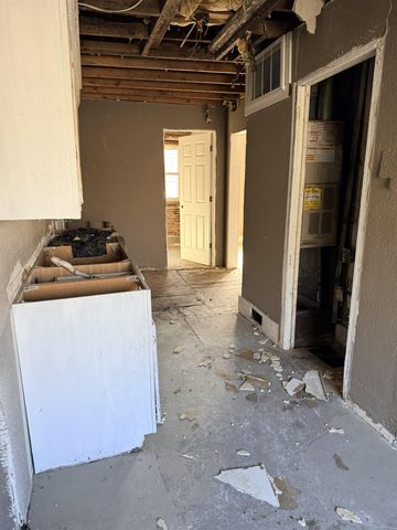 122 E 13th St N, Wichita, KS 67214