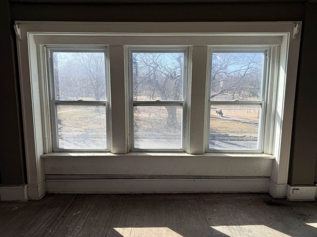 122 E 13th St N, Wichita, KS 67214