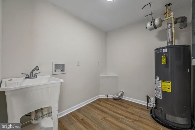 15 PENNY LN, Pasadena, MD 21122