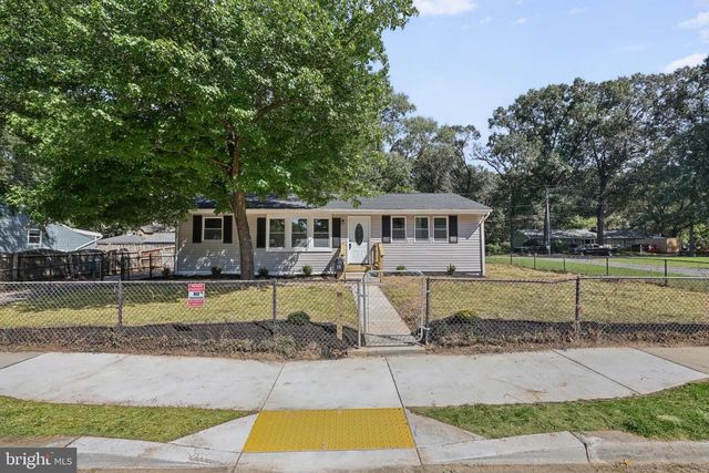 15 PENNY LN, Pasadena, MD 21122