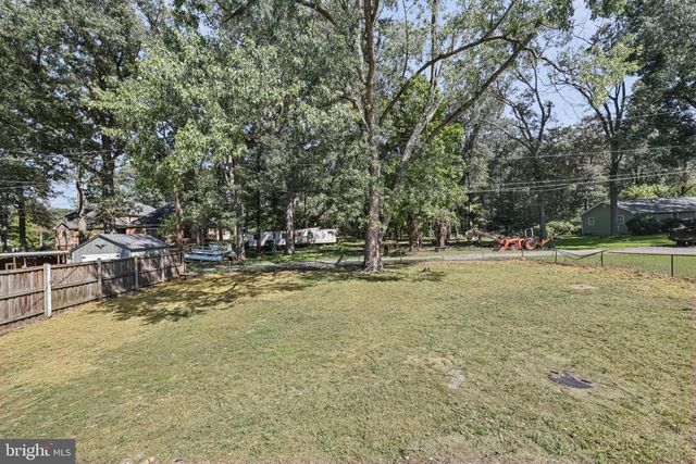 15 PENNY LN, Pasadena, MD 21122