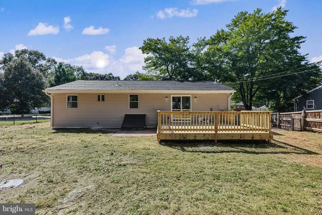 15 PENNY LN, Pasadena, MD 21122
