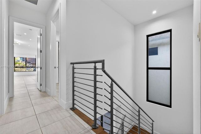 8237 NW 43rd St, Doral, FL 33166