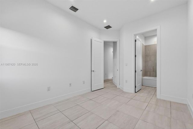 8237 NW 43rd St, Doral, FL 33166