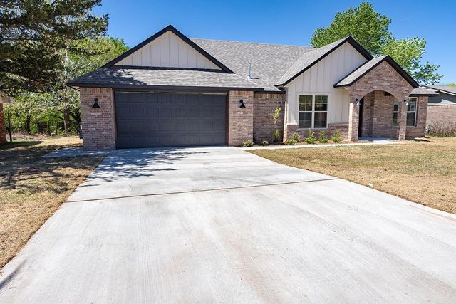 1733 Anthony Avenue, Purcell, OK 73080