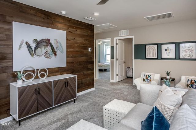 636 Fosterton Cottage Way, Raleigh, NC 27603