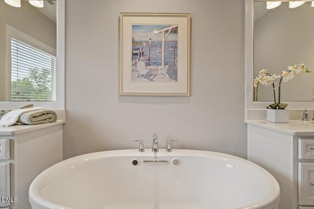 7504 Banksiana Way, Raleigh, NC 27613