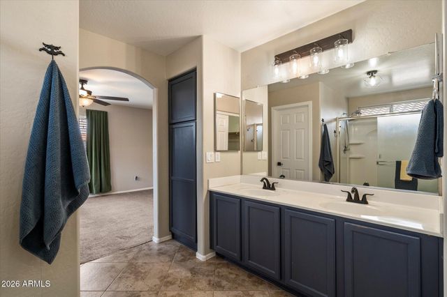 31390 N CACTUS Drive, San Tan Valley, AZ 85143