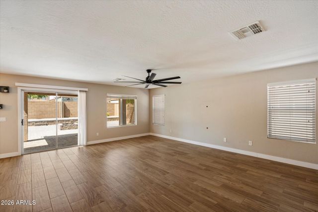 31390 N CACTUS Drive, San Tan Valley, AZ 85143