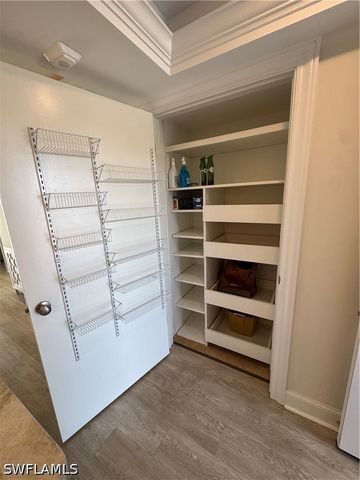 37 High Point CIR E 305, Naples, FL 34103