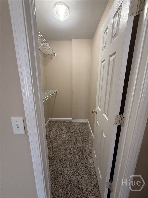 Image 10 of property listing at 84 Aubrey Trail, Richmond Hill, GA 31324