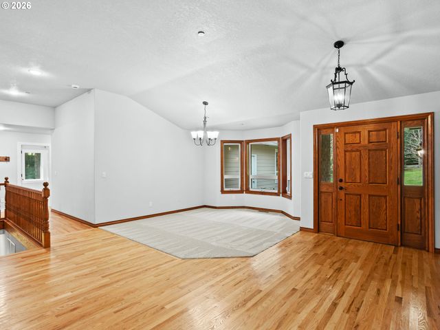 18707 Ne 229TH Ct, Brush Prairie, WA 98606