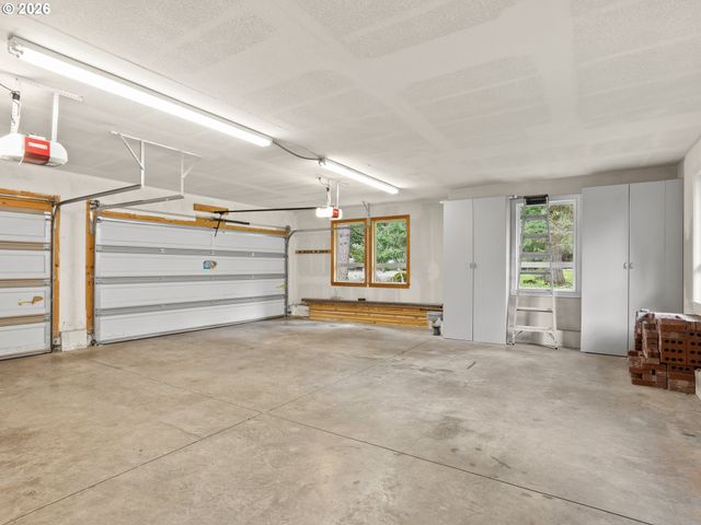 18707 Ne 229TH Ct, Brush Prairie, WA 98606