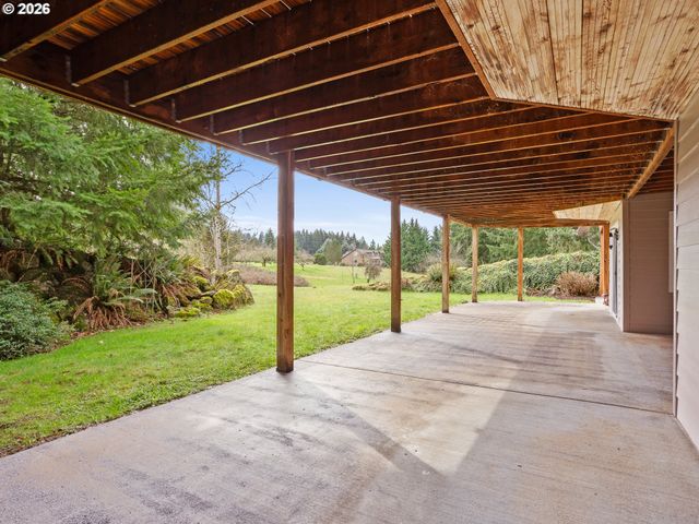 18707 Ne 229TH Ct, Brush Prairie, WA 98606