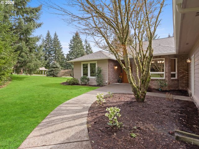 18707 Ne 229TH Ct, Brush Prairie, WA 98606