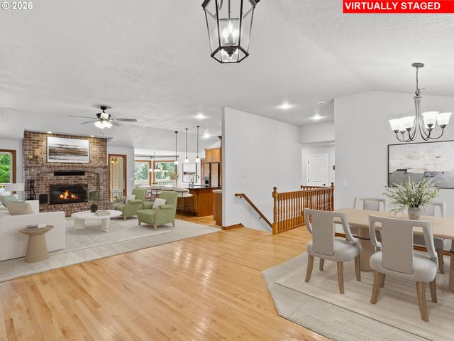 18707 Ne 229TH Ct, Brush Prairie, WA 98606