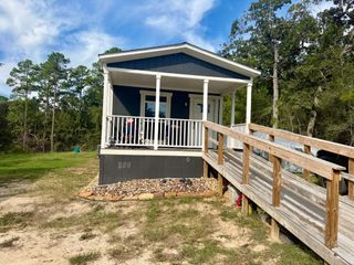 1151 Lakeside Drive, Huntsville, TX 77320