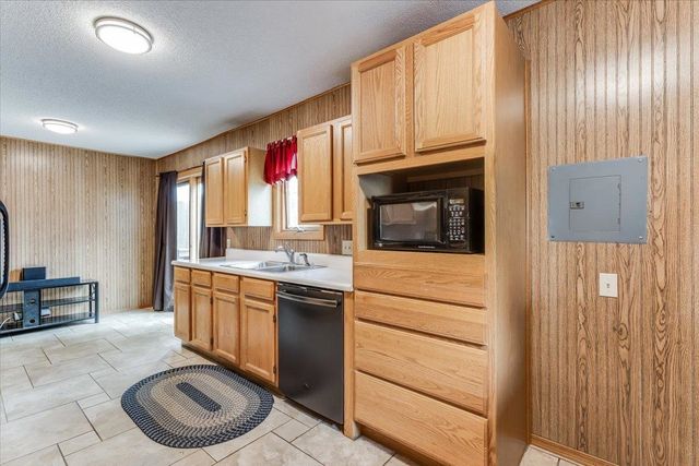 1409 E Georgia, Wichita, KS 67217