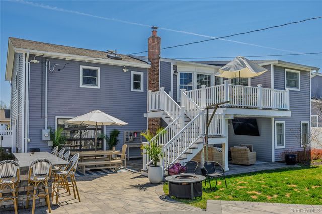 22 Marquette Drive, Smithtown, NY 11787