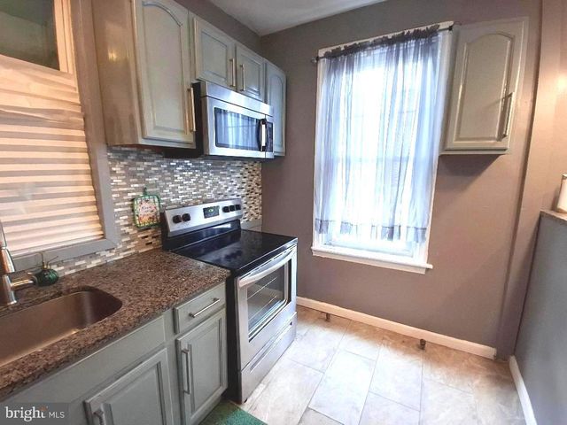 1800 S 56TH ST, Philadelphia, PA 19143