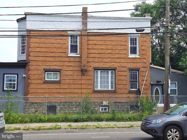1800 S 56TH ST, Philadelphia, PA 19143