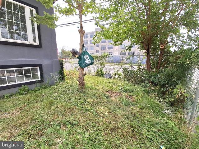 1800 S 56TH ST, Philadelphia, PA 19143