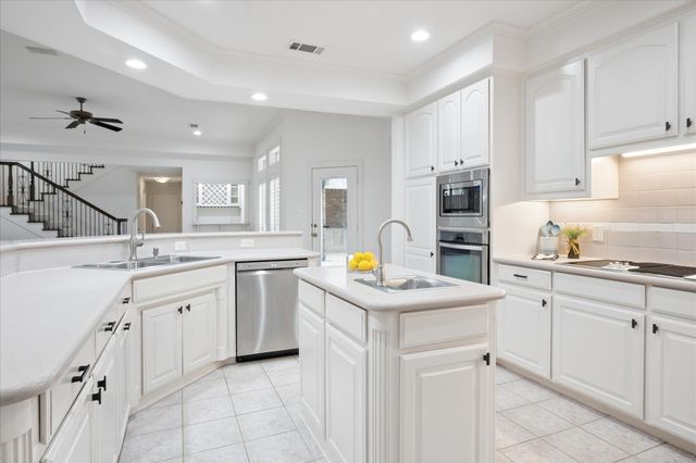 4607 Shadywood Lane, Colleyville, TX 76034