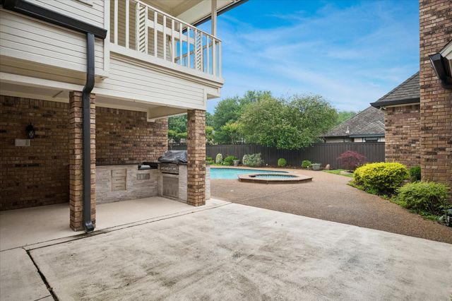 4607 Shadywood Lane, Colleyville, TX 76034
