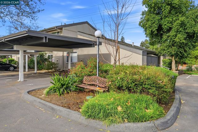 1195 Kenwal Rd B, Concord, CA 94521