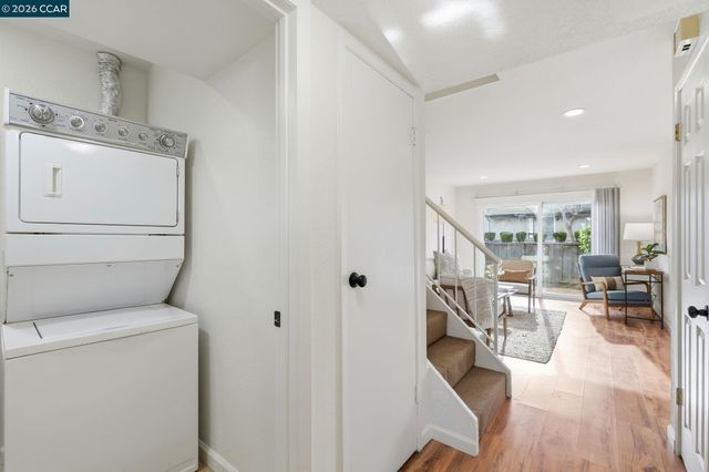 1195 Kenwal Rd B, Concord, CA 94521