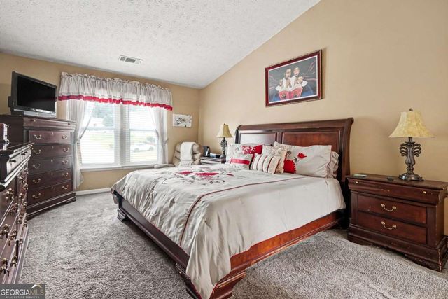1975 Wynhurst Crossing, Stone Mountain, GA 30088