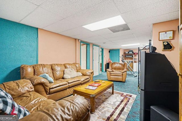 1975 Wynhurst Crossing, Stone Mountain, GA 30088