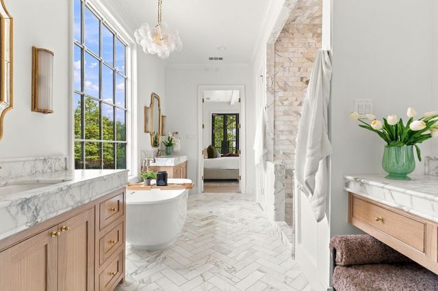 4651 Westside Drive, Highland Park, TX 75209