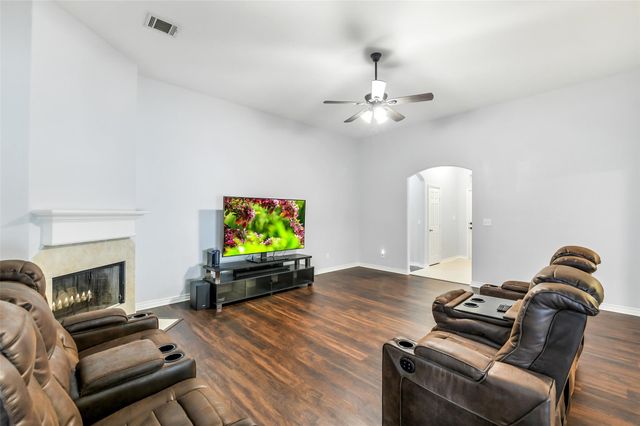1310 Beech Drive, Conroe, TX 77385