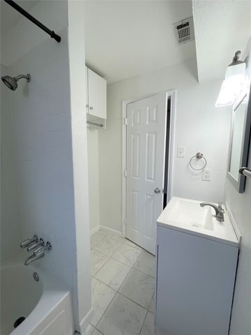 2309 Wesley Street B, Greenville, TX 75401