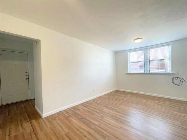 2309 Wesley Street B, Greenville, TX 75401