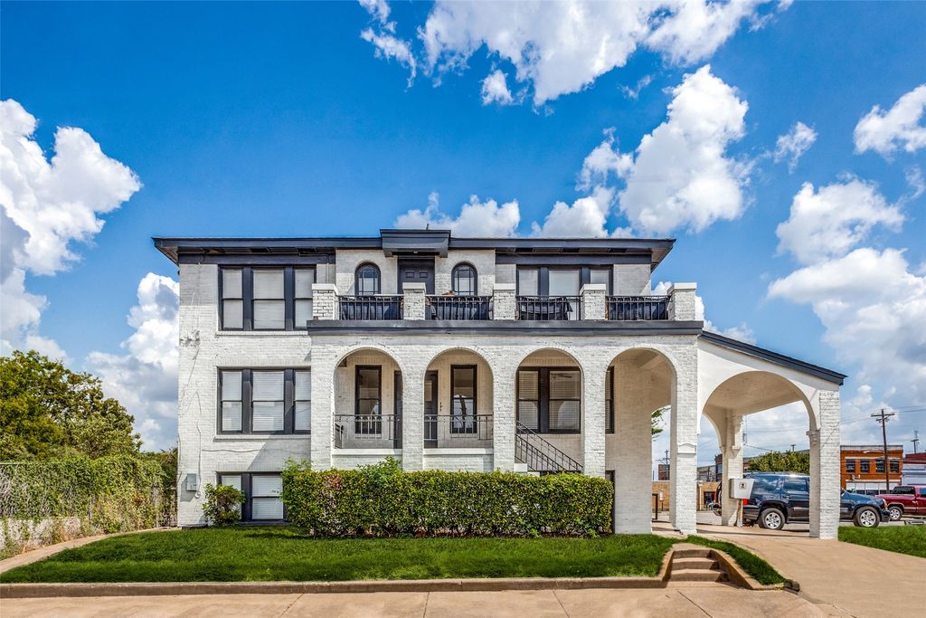 2309 Wesley Street B, Greenville, TX 75401