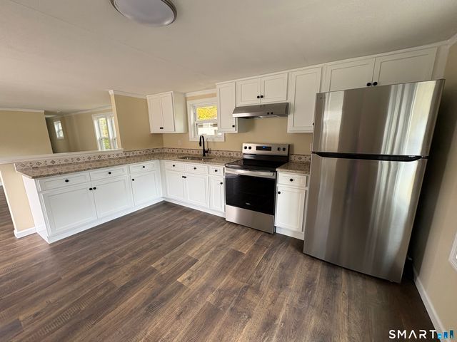 126 Thunderbird Drive, Naugatuck, CT 06770