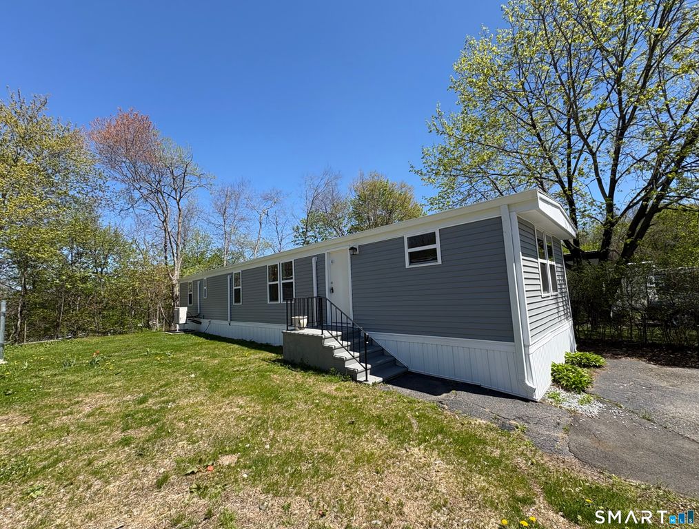 126 Thunderbird Drive, Naugatuck, CT 06770
