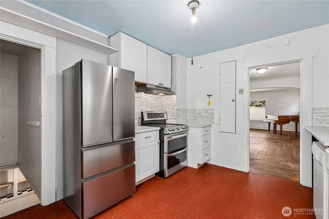 4055 Latona Avenue NE, Seattle, WA 98105
