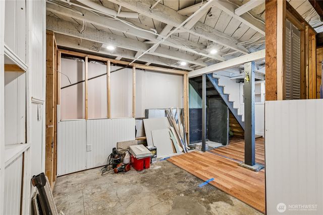4055 Latona Avenue NE, Seattle, WA 98105