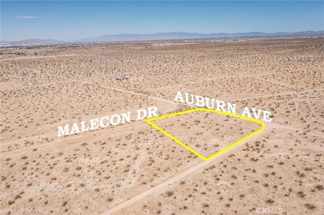 0 Auburn, Adelanto, CA 92301
