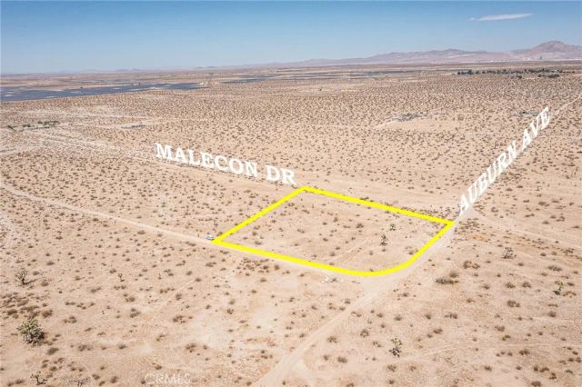 0 Auburn, Adelanto, CA 92301