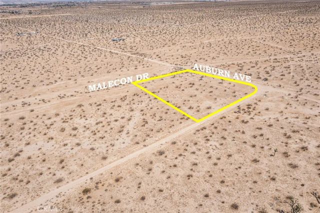 0 Auburn, Adelanto, CA 92301