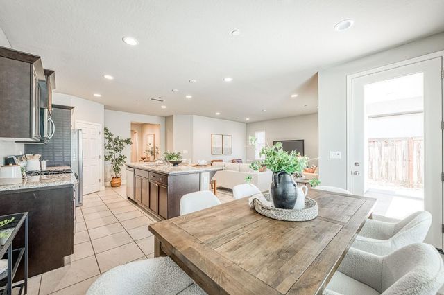 4596 Orchard Hills Road, Madera, CA 93636