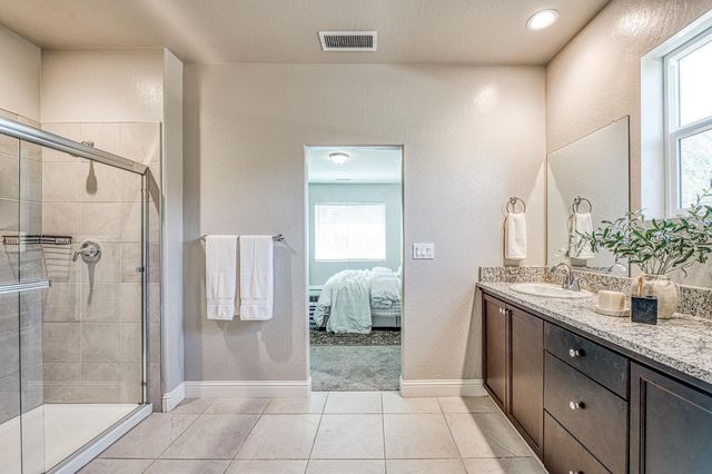 4596 Orchard Hills Road, Madera, CA 93636