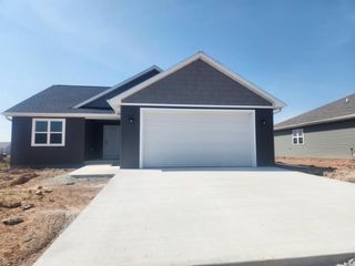 1043 MADI COURT, Menasha, WI 54952