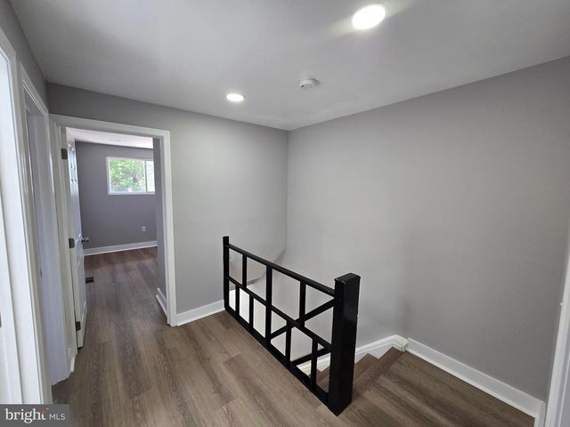 1426 DONDILL PL, Philadelphia, PA 19122